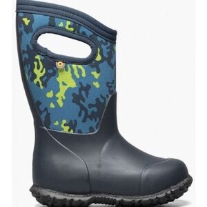 Size 2 Youth Bogs Kids Navy and Lime Camo Boots